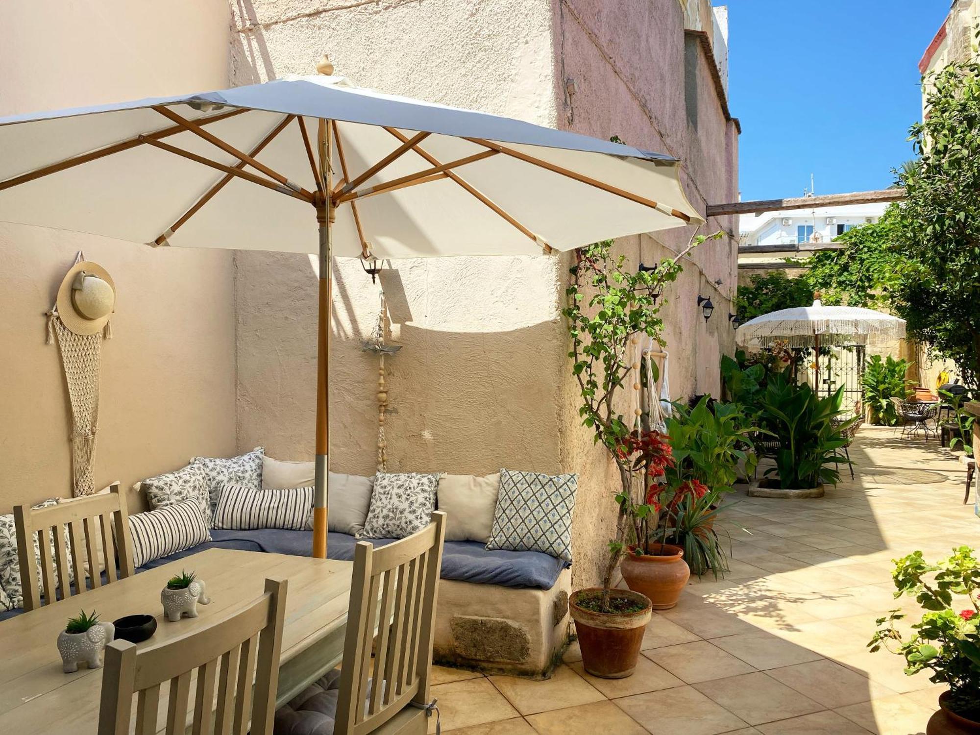 Hotel Casa Antica Rhodes City Esterno foto